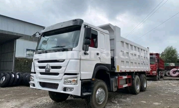 Sayi Sabo Howo Sinotruck Sauran Babbar mota in Accra a Greater Accra Sayi Sabo Howo Sinotruck Sauran Babbar mota in Accra a Greater Accra