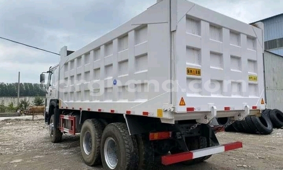 Sayi Sabo Howo Sinotruck Sauran Babbar mota in Accra a Greater Accra Sayi Sabo Howo Sinotruck Sauran Babbar mota in Accra a Greater Accra