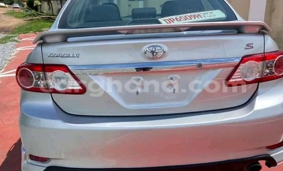 Sayi Na hannu Toyota Corolla Azurfa Mota in Accra a Greater Accra Sayi Na hannu Toyota Corolla Azurfa Mota in Accra a Greater Accra