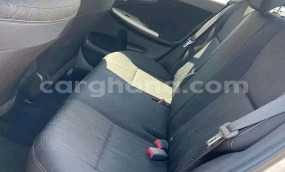 Sayi Na hannu Toyota Corolla Azurfa Mota in Accra a Greater Accra Sayi Na hannu Toyota Corolla Azurfa Mota in Accra a Greater Accra
