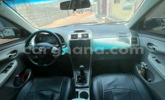 Sayi Na hannu Toyota Corolla White Mota in Accra a Greater Accra Sayi Na hannu Toyota Corolla White Mota in Accra a Greater Accra