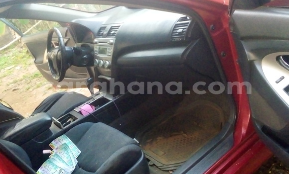 Sayi Na hannu Toyota Camry Red Mota in Accra a Greater Accra Sayi Na hannu Toyota Camry Red Mota in Accra a Greater Accra