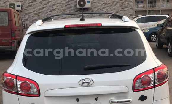 Ra Àlòkù Hyundai Santa Fe funfun Ọkọ̀ in Sekondi–Takoradi Metropolitan ni Oorun