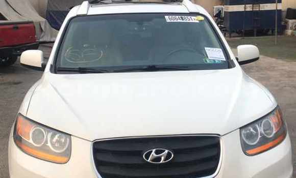Buy Used Hyundai Santa Fe White Car in Sekondi–Takoradi Metropolitan in Western Buy Used Hyundai Santa Fe White Car in Sekondi–Takoradi Metropolitan in Western