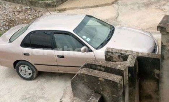 Ra Àlòkù Toyota Corolla Miiran Ọkọ̀ in Accra ni Greater Accra Ra Àlòkù Toyota Corolla Miiran Ọkọ̀ in Accra ni Greater Accra