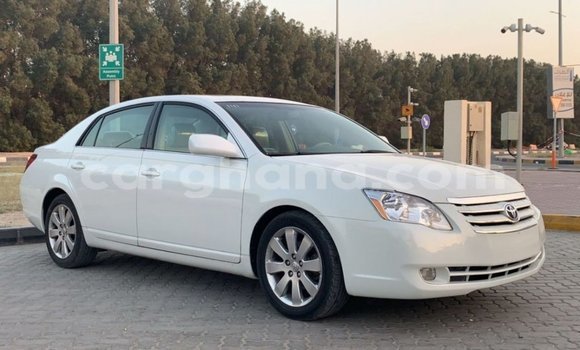 Ra Imported Toyota Avalon funfun Ọkọ̀ in Import - Dubai ni Ashanti Ra Imported Toyota Avalon funfun Ọkọ̀ in Import - Dubai ni Ashanti