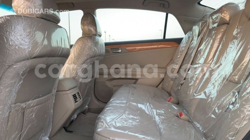 Big with watermark toyota avalon ashanti import dubai 41913