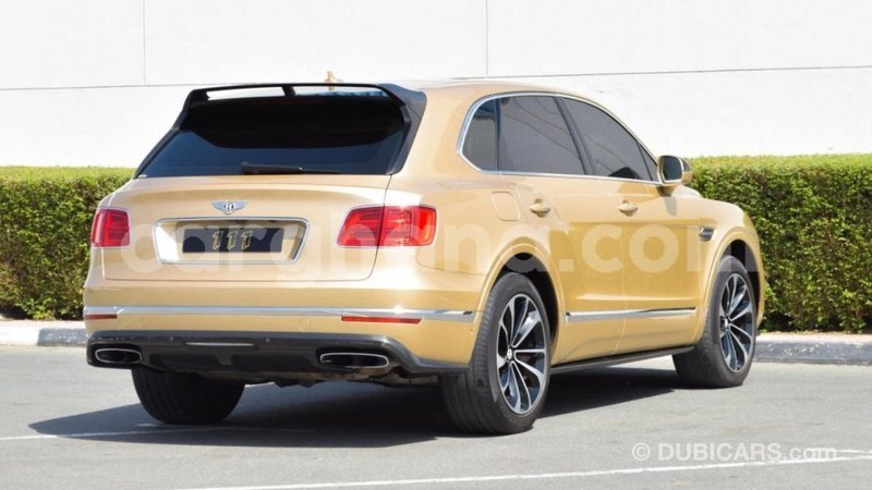 Big with watermark bentley bentayga ashanti import dubai 41914