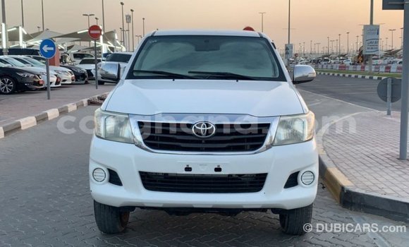 Ra Imported Toyota Hilux funfun Ọkọ̀ in Import - Dubai ni Ashanti Ra Imported Toyota Hilux funfun Ọkọ̀ in Import - Dubai ni Ashanti