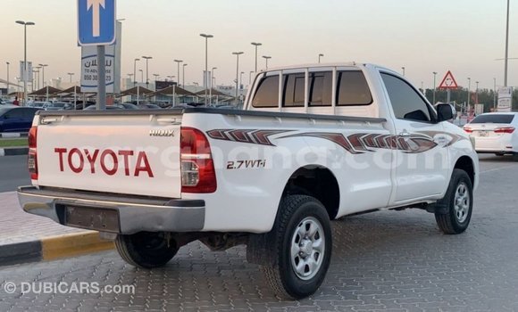 Ra Imported Toyota Hilux funfun Ọkọ̀ in Import - Dubai ni Ashanti Ra Imported Toyota Hilux funfun Ọkọ̀ in Import - Dubai ni Ashanti