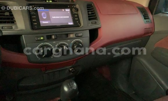 Ra Imported Toyota Hilux funfun Ọkọ̀ in Import - Dubai ni Ashanti Ra Imported Toyota Hilux funfun Ọkọ̀ in Import - Dubai ni Ashanti