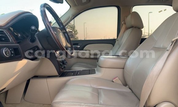 Ra Imported GMC Yukon funfun Ọkọ̀ in Import - Dubai ni Ashanti Ra Imported GMC Yukon funfun Ọkọ̀ in Import - Dubai ni Ashanti