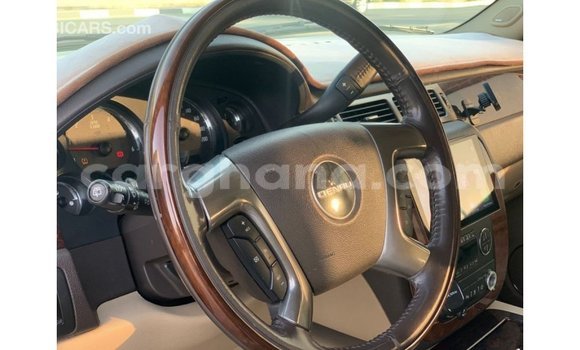 Ra Imported GMC Yukon funfun Ọkọ̀ in Import - Dubai ni Ashanti Ra Imported GMC Yukon funfun Ọkọ̀ in Import - Dubai ni Ashanti