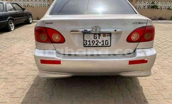 Sayi Na hannu Toyota Corolla Azurfa Mota in Accra a Greater Accra Sayi Na hannu Toyota Corolla Azurfa Mota in Accra a Greater Accra