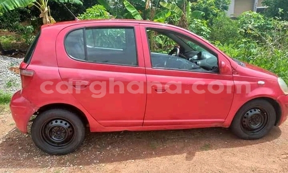 Sayi Na hannu Toyota Yaris Ativ Red Mota in Accra a Greater Accra Sayi Na hannu Toyota Yaris Ativ Red Mota in Accra a Greater Accra