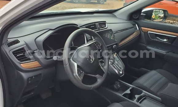 Buy Used Honda CR–V White Car in Tema in Greater Accra Buy Used Honda CR–V White Car in Tema in Greater Accra
