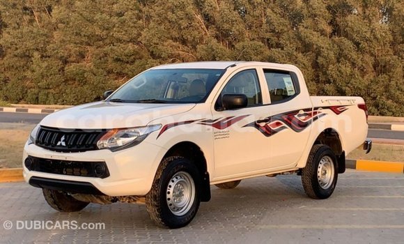 Ra Imported Mitsubishi L200 funfun Ọkọ̀ in Import - Dubai ni Ashanti Ra Imported Mitsubishi L200 funfun Ọkọ̀ in Import - Dubai ni Ashanti