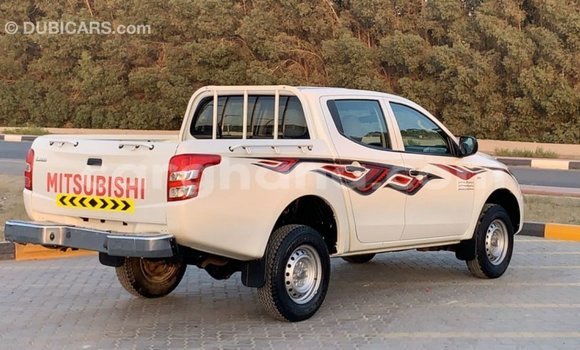 Ra Imported Mitsubishi L200 funfun Ọkọ̀ in Import - Dubai ni Ashanti Ra Imported Mitsubishi L200 funfun Ọkọ̀ in Import - Dubai ni Ashanti