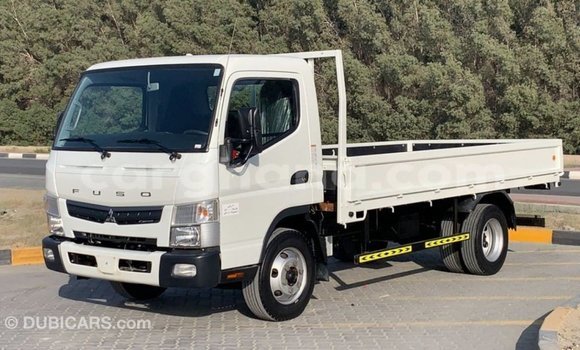 Ra Imported Mitsubishi Carisma funfun Ọkọ̀ in Import - Dubai ni Ashanti Ra Imported Mitsubishi Carisma funfun Ọkọ̀ in Import - Dubai ni Ashanti