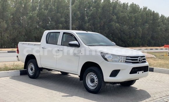 Ra Imported Toyota Hilux funfun Ọkọ̀ in Import - Dubai ni Ashanti Ra Imported Toyota Hilux funfun Ọkọ̀ in Import - Dubai ni Ashanti