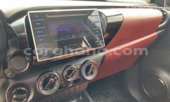 Ra Imported Toyota Hilux funfun Ọkọ̀ in Import - Dubai ni Ashanti Ra Imported Toyota Hilux funfun Ọkọ̀ in Import - Dubai ni Ashanti