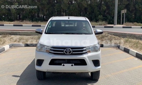 Ra Imported Toyota Hilux funfun Ọkọ̀ in Import - Dubai ni Ashanti Ra Imported Toyota Hilux funfun Ọkọ̀ in Import - Dubai ni Ashanti