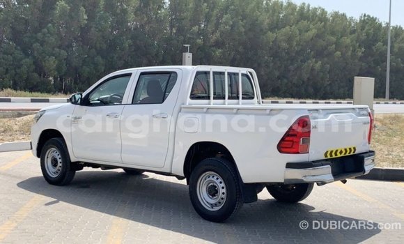 Ra Imported Toyota Hilux funfun Ọkọ̀ in Import - Dubai ni Ashanti Ra Imported Toyota Hilux funfun Ọkọ̀ in Import - Dubai ni Ashanti