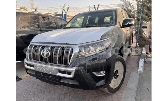 Ra Imported Toyota Prado Black Ọkọ̀ in Import - Dubai ni Ashanti