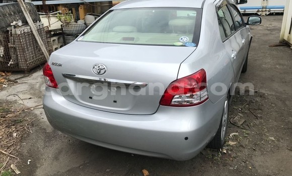 Ra Àlòkù Toyota Belta Silver Ọkọ̀ in Sekondi–Takoradi Metropolitan ni Oorun