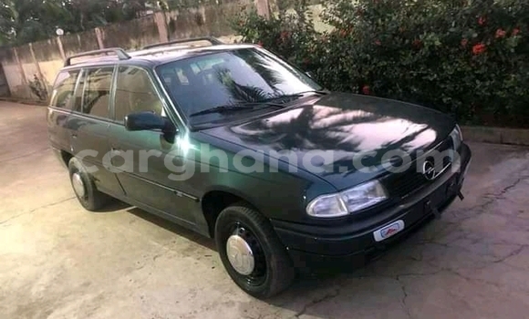 Ra Àlòkù Opel Astra Miiran Ọkọ̀ in Accra ni Greater Accra Ra Àlòkù Opel Astra Miiran Ọkọ̀ in Accra ni Greater Accra