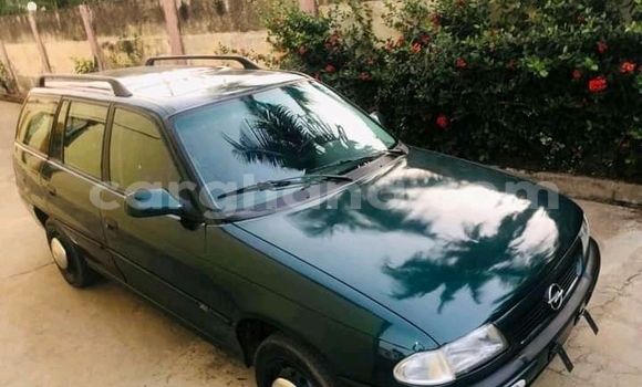 Ra Àlòkù Opel Astra Miiran Ọkọ̀ in Accra ni Greater Accra Ra Àlòkù Opel Astra Miiran Ọkọ̀ in Accra ni Greater Accra