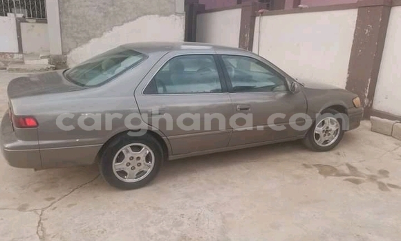 Sayi Na hannu Toyota Camry Brown Mota in Accra a Greater Accra Sayi Na hannu Toyota Camry Brown Mota in Accra a Greater Accra