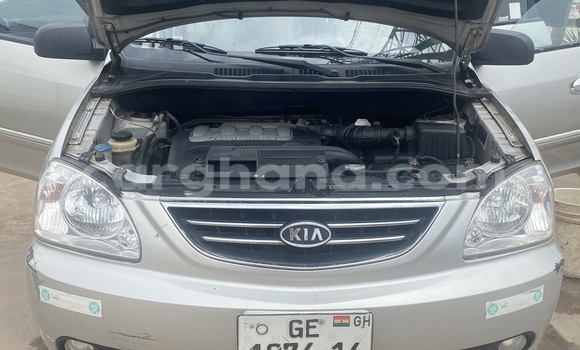 Buy Used Kia Carens Silver Car in Accra in Greater Accra
