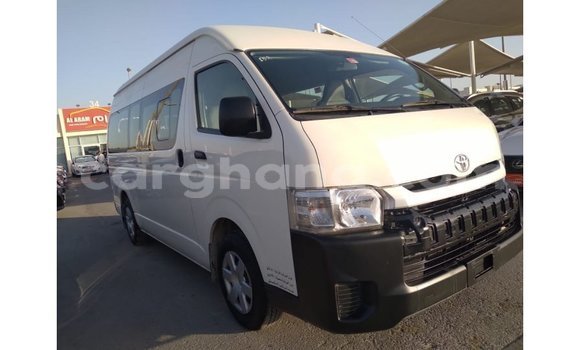 Ra Imported Toyota Hiace funfun Ọkọ̀ in Import - Dubai ni Ashanti Ra Imported Toyota Hiace funfun Ọkọ̀ in Import - Dubai ni Ashanti