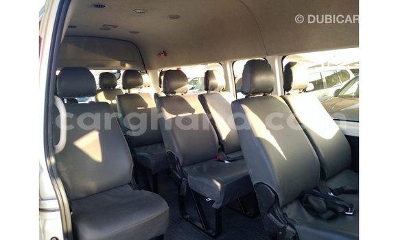 Ra Imported Toyota Hiace funfun Ọkọ̀ in Import - Dubai ni Ashanti Ra Imported Toyota Hiace funfun Ọkọ̀ in Import - Dubai ni Ashanti