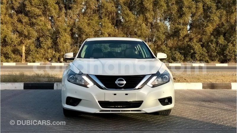 Big with watermark nissan altima ashanti import dubai 41985