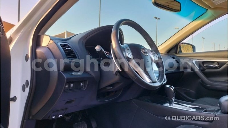 Big with watermark nissan altima ashanti import dubai 41985