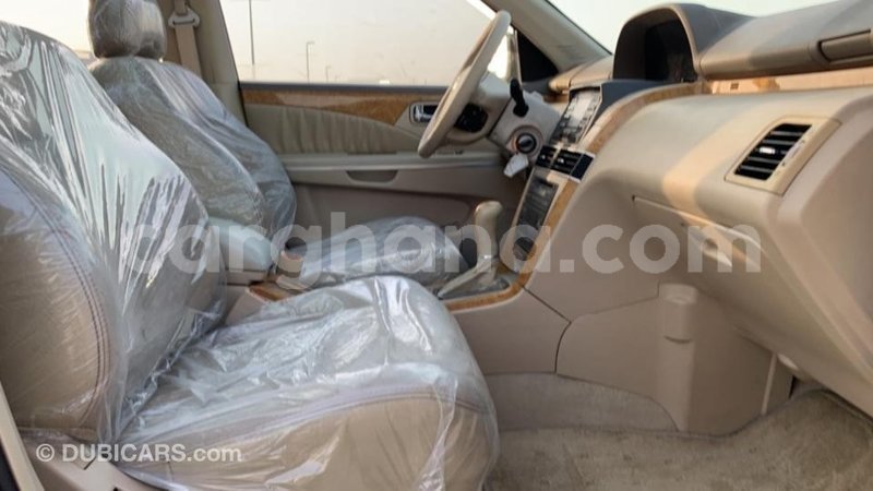 Big with watermark nissan evalia ashanti import dubai 41995