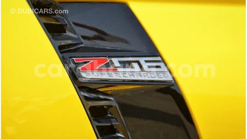 Big with watermark chevrolet corvette ashanti import dubai 41999