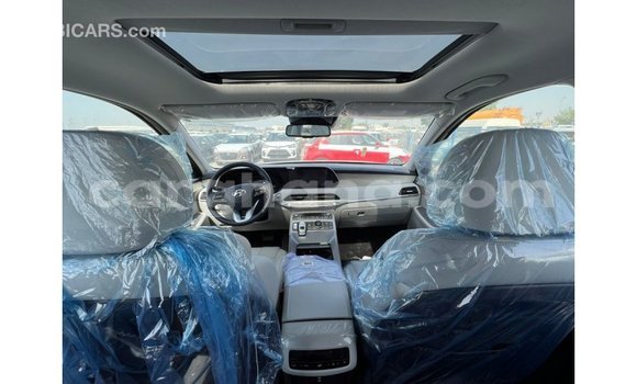 Buy Import Hyundai Accent Brown Car in Import - Dubai in Ashanti Buy Import Hyundai Accent Brown Car in Import - Dubai in Ashanti