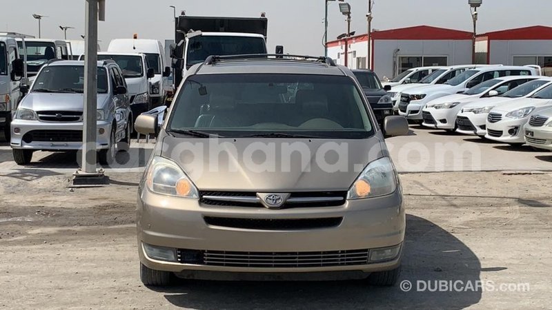 Big with watermark toyota sienna ashanti import dubai 42025