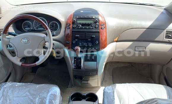 Buy Import Toyota Sienna Other Car in Import - Dubai in Ashanti Buy Import Toyota Sienna Other Car in Import - Dubai in Ashanti