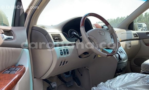 Buy Import Toyota Sienna Other Car in Import - Dubai in Ashanti Buy Import Toyota Sienna Other Car in Import - Dubai in Ashanti