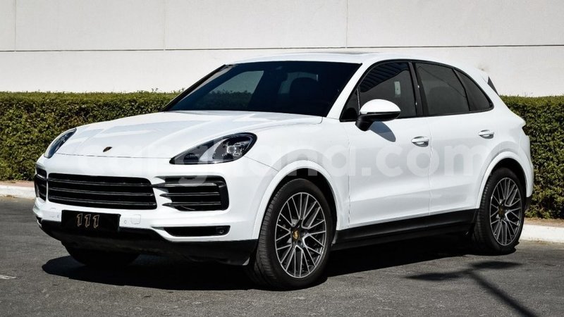 Big with watermark porsche cayenne ashanti import dubai 42030