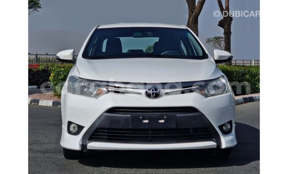 Ra Imported Toyota Yaris funfun Ọkọ̀ in Import - Dubai ni Ashanti Ra Imported Toyota Yaris funfun Ọkọ̀ in Import - Dubai ni Ashanti