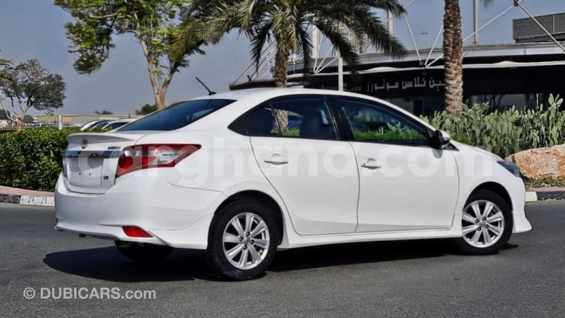 Big with watermark toyota yaris ashanti import dubai 42031