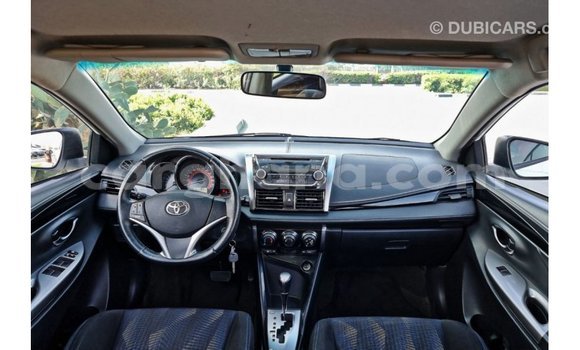 Ra Imported Toyota Yaris funfun Ọkọ̀ in Import - Dubai ni Ashanti Ra Imported Toyota Yaris funfun Ọkọ̀ in Import - Dubai ni Ashanti