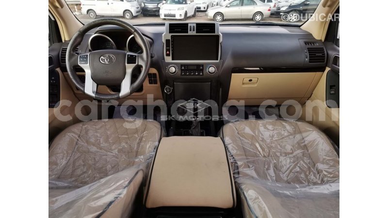 Big with watermark toyota land cruiser ashanti import dubai 42034