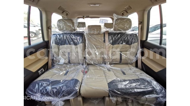 Big with watermark toyota land cruiser ashanti import dubai 42035