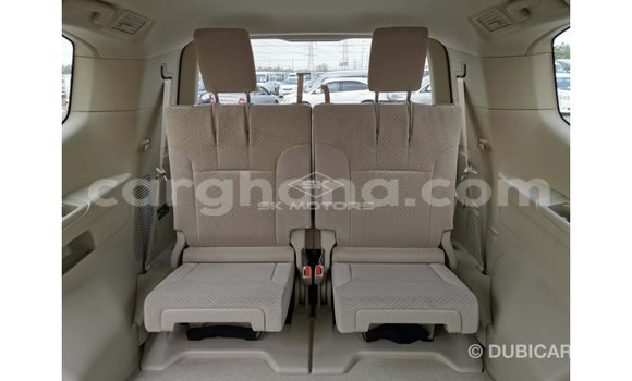 Sayi Imported Toyota Land Cruiser White Mota in Import - Dubai a Ashanti Sayi Imported Toyota Land Cruiser White Mota in Import - Dubai a Ashanti